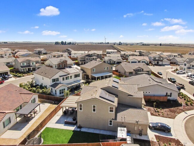 Building Photo - 1245 Pacific Pl