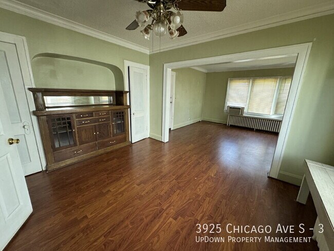 Building Photo - 3925 Chicago Ave