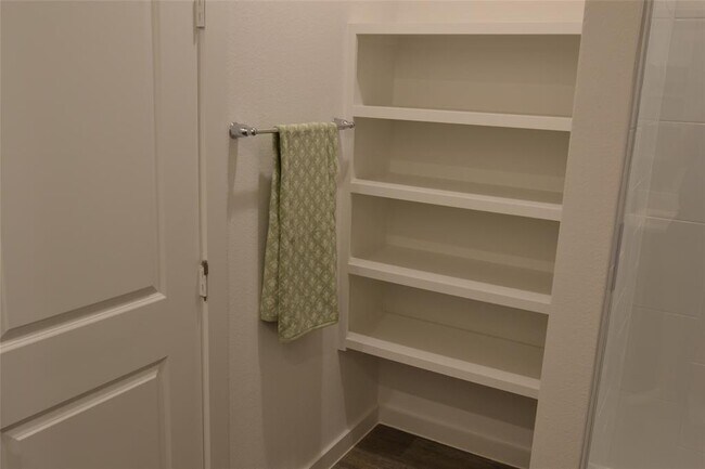 Building Photo - 1607 Portorosso Dr