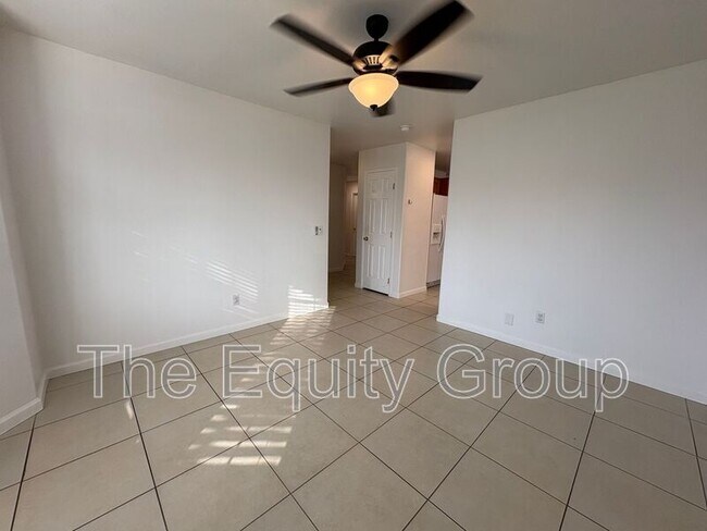 Building Photo - 3908 S Dans St