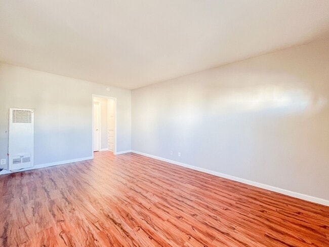 Building Photo - 4640 E 4th St