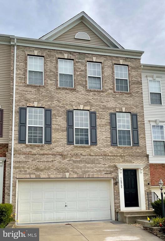 Building Photo - 16069 Pitner St