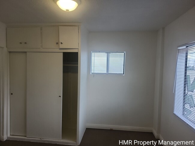 Building Photo - 4604 Durfee Ave