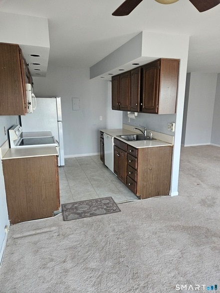 Building Photo - 50 Aiken St