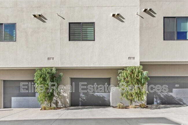 Building Photo - 2065 Fifth Avenue - 1