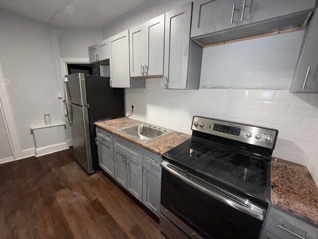 Building Photo - 226 E Winona Ave