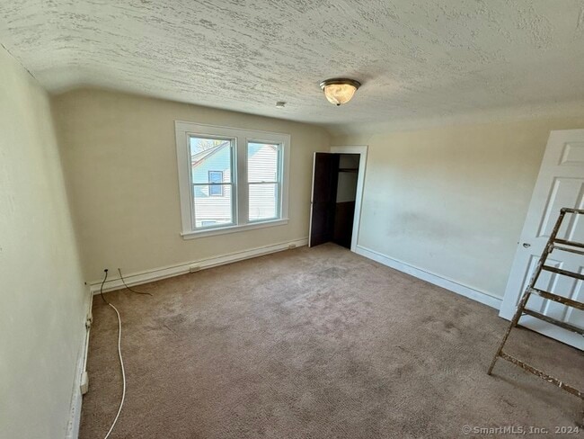 Building Photo - 26.5 Bridgeport Ave