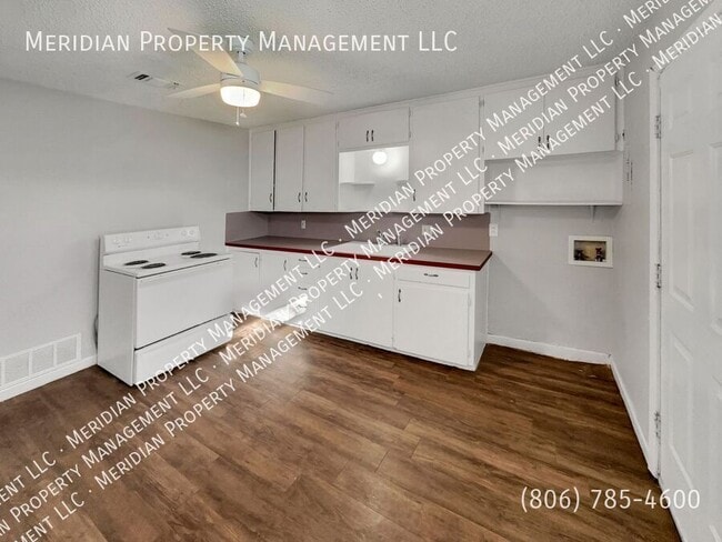 Building Photo - 2107 35th St