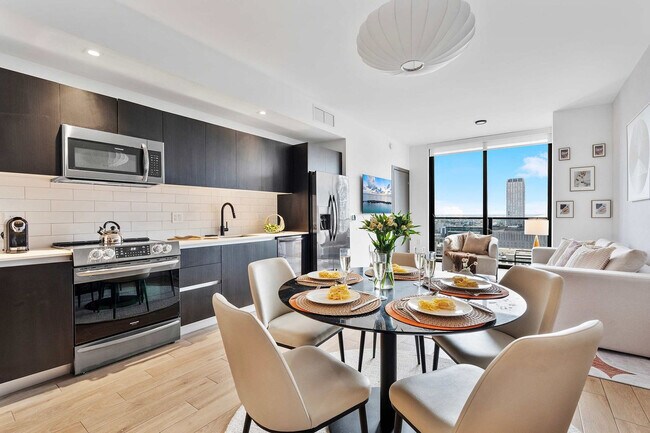 Building Photo - 398 NE 5th St