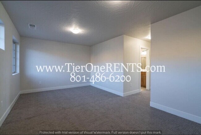 Building Photo - **Summer Special: FREE RENT for MAY**