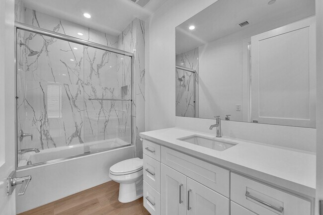 Building Photo - Modern Brand new 5-Bedroom Home for Lease ...