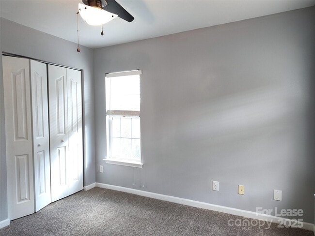 Building Photo - 16127 Circlegreen Dr