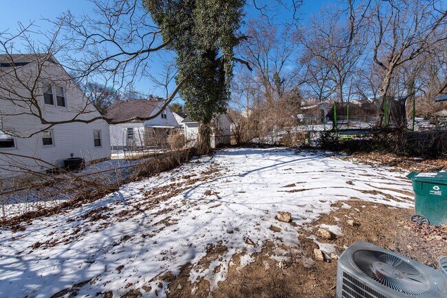 Building Photo - 4715 Green Glen Ln