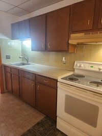 Building Photo - 310 Chace St