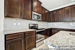 Building Photo - 6035 Snorkel Square