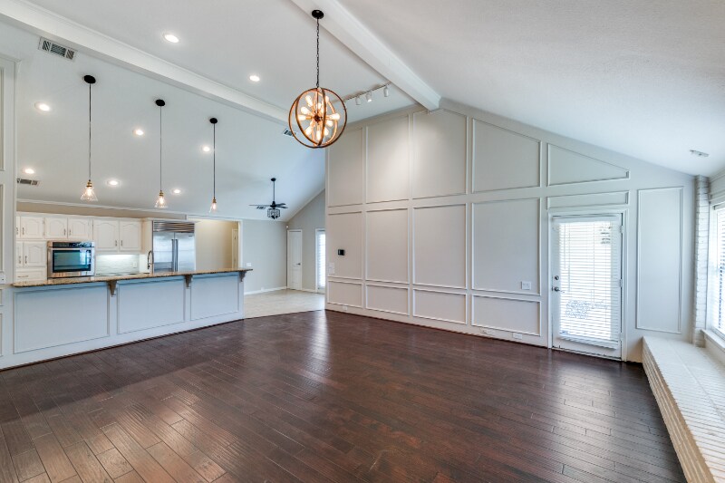 Building Photo - 6116 Southern Knoll Dr