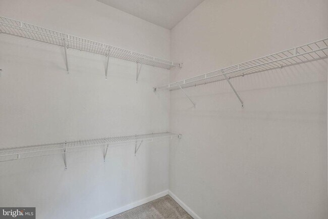 Building Photo - 10711 Hinton Wy