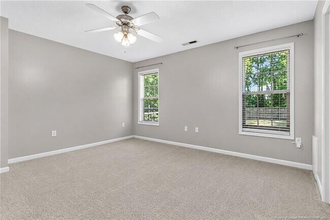 Building Photo - 278 Oakmont Dr