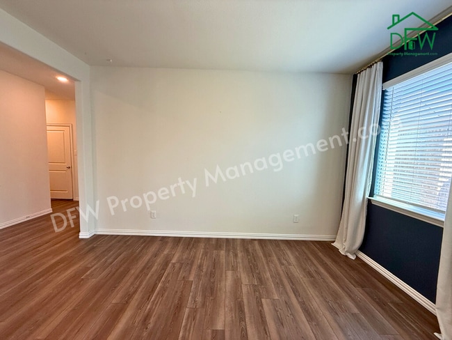 Building Photo - Spacious 4-Bedroom Home for Lease in Princeton!