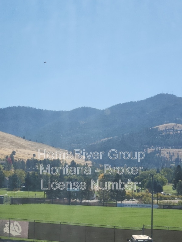 Building Photo - 100 South Ave E