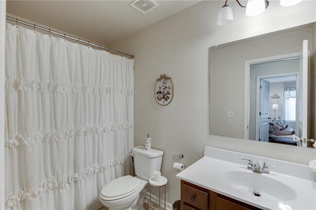 Building Photo - 6896 Big Sky Dr