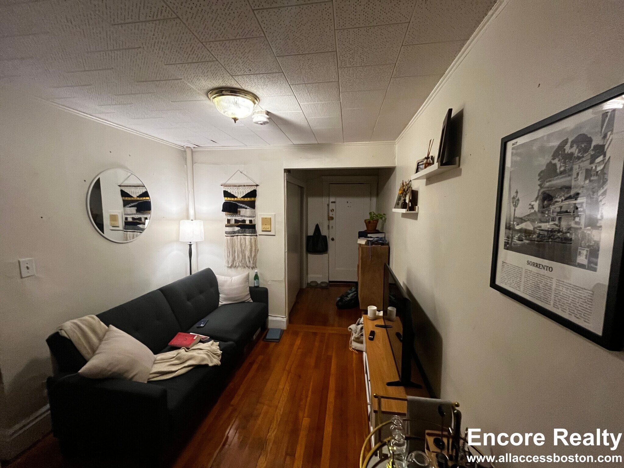 Building Photo - 126 Warren St