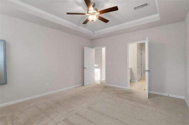 Building Photo - 15 Parkside View