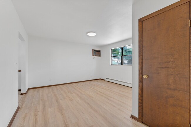 Building Photo - 3908 Frederick St