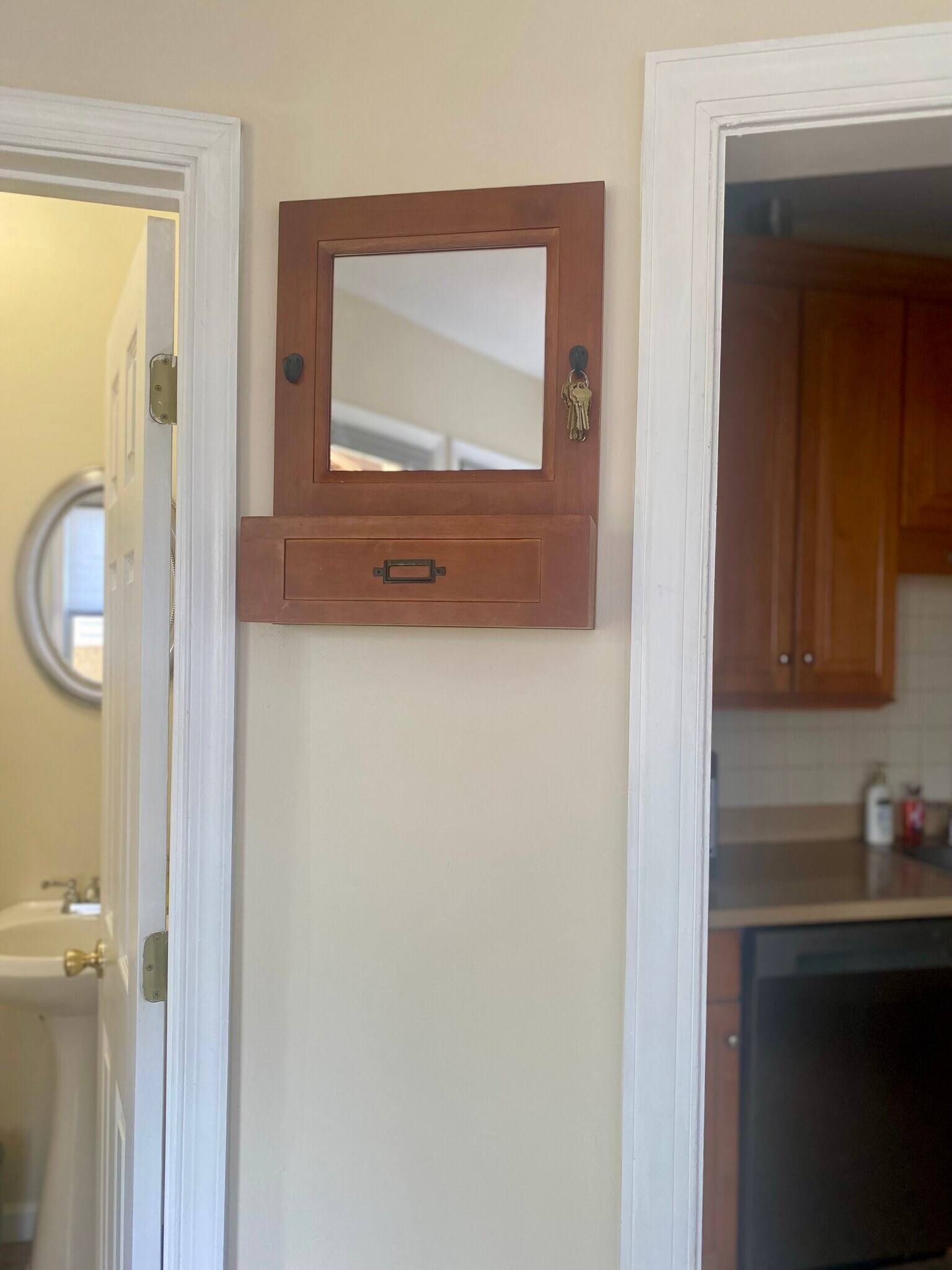 Wall betwen bathroom and kitchen - 1333 Randolph St NW
