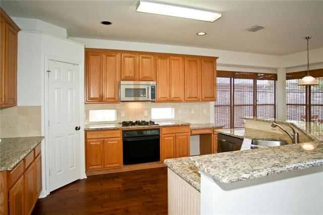 Building Photo - 4551 Hawkhurst Dr