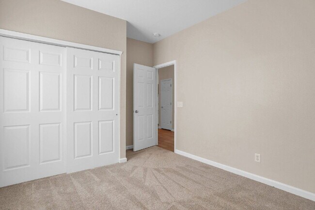 Building Photo - 3415 Gunn Peak View