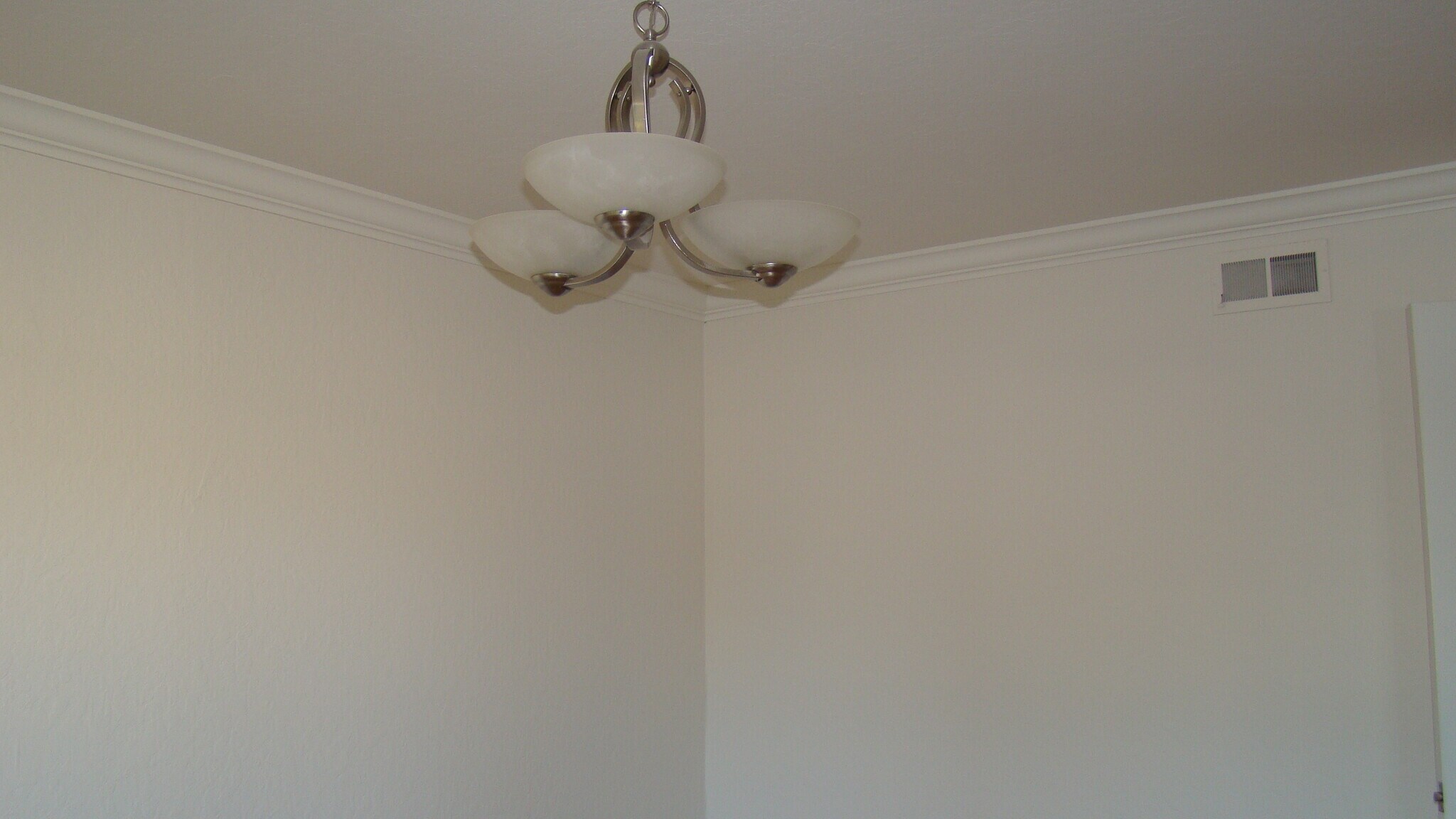 Building Photo - 5119 Silver Reef Dr