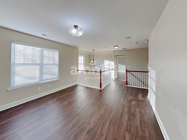Building Photo - 1010 Semmes Ln