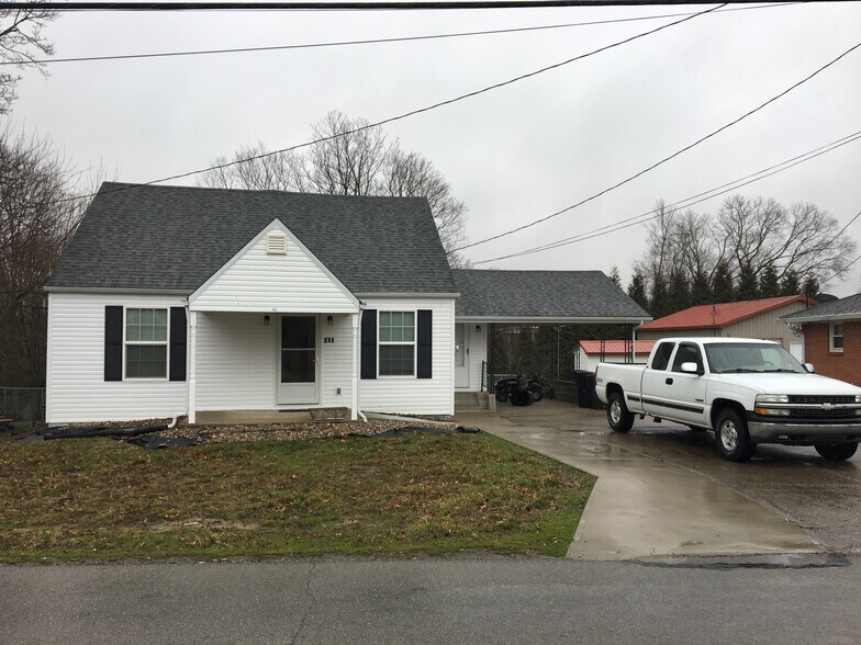 Building Photo - 211 Ecton Rd