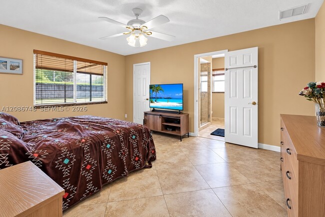 Building Photo - 21034 Chinaberry Dr