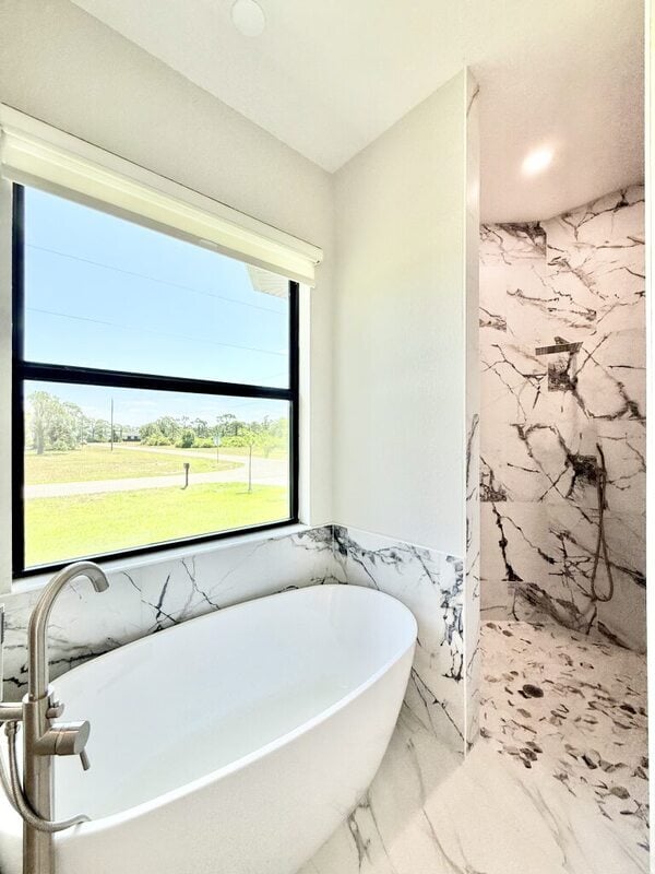 Building Photo - 20 Coxswain Dr