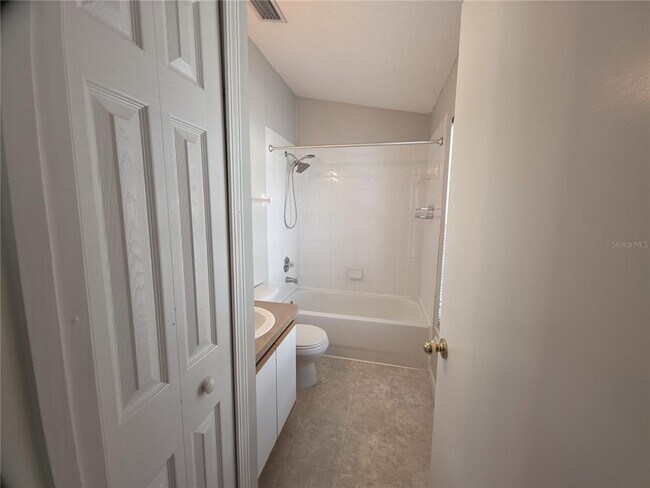 Building Photo - 30138 Barnaby Ln