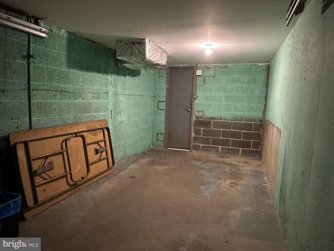 Building Photo - 1961 Carter Rd