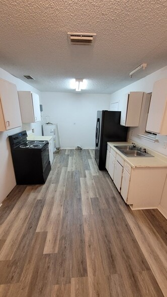 Building Photo - 2217 Boykin Blvd