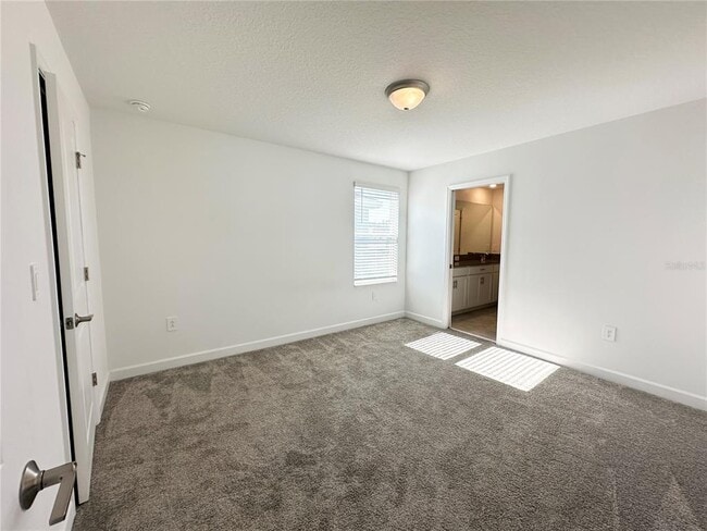 Building Photo - 11288 Listening Dr