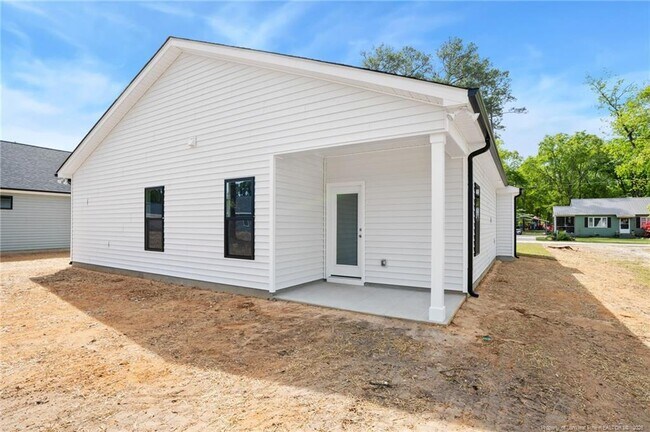 Building Photo - 4043 Church St