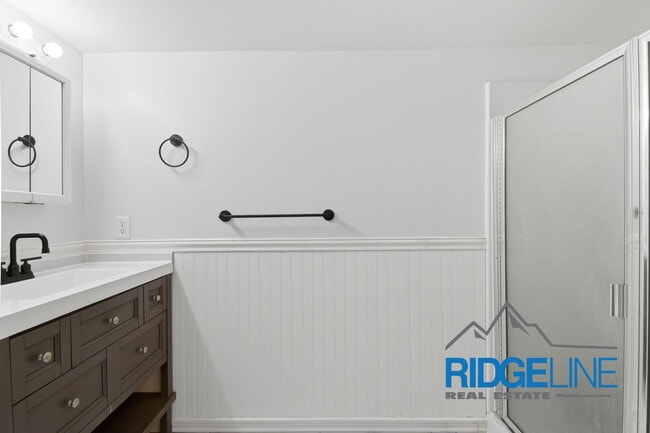 Building Photo - 2613 9th Ave S