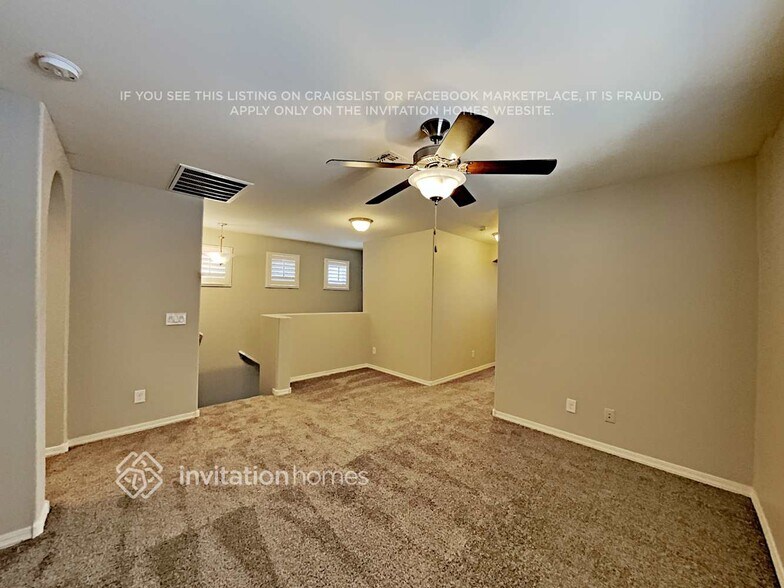 Building Photo - 4239 E Pony Ln