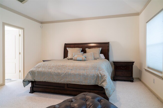 Building Photo - 15315 T C Jester Blvd