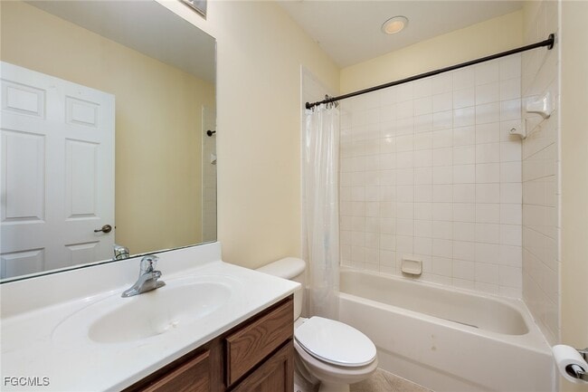 Building Photo - 9745 Roundstone Cir