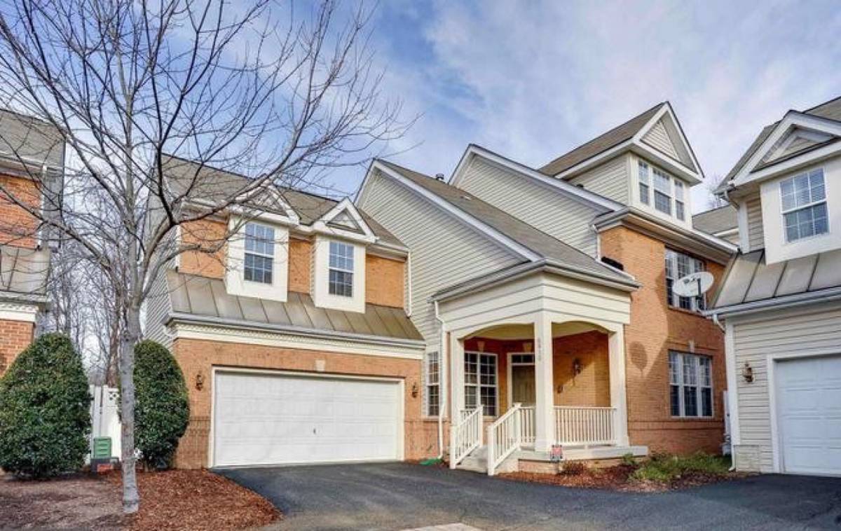Building Photo - 6961 Klett Dr