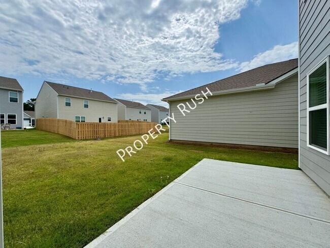 Building Photo - 7535 Bendire Lp