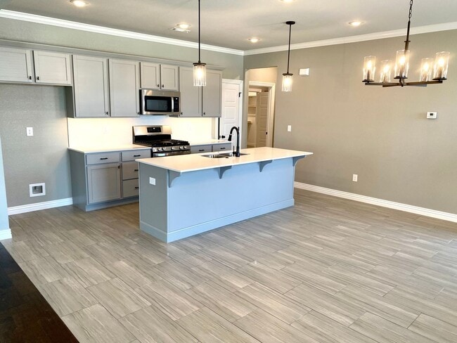 Building Photo - 963 Lyon Loop