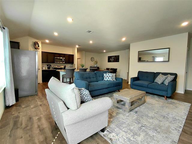 Building Photo - 2267 Vance Dr