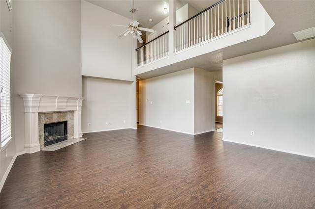 Building Photo - 1520 Eaglepoint Dr